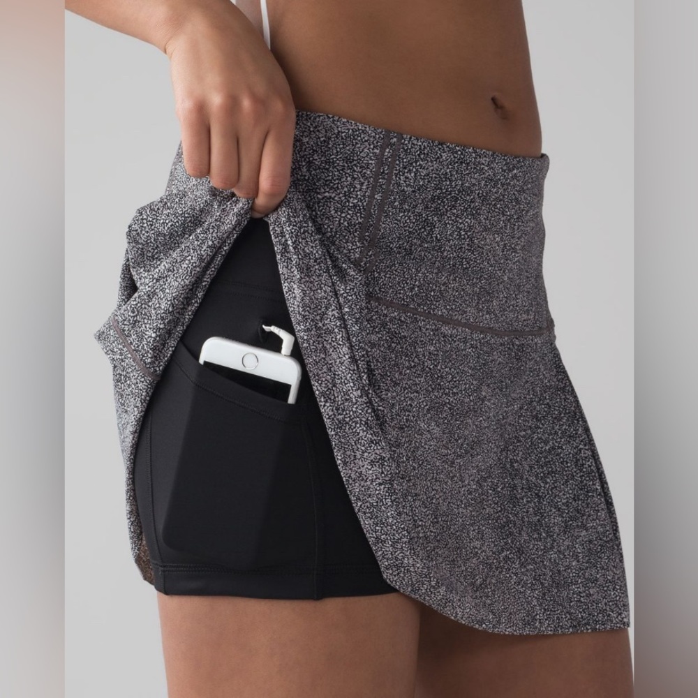 Lululemon Lost in Pace Skirt - Size 10 - Picture 2 of 9